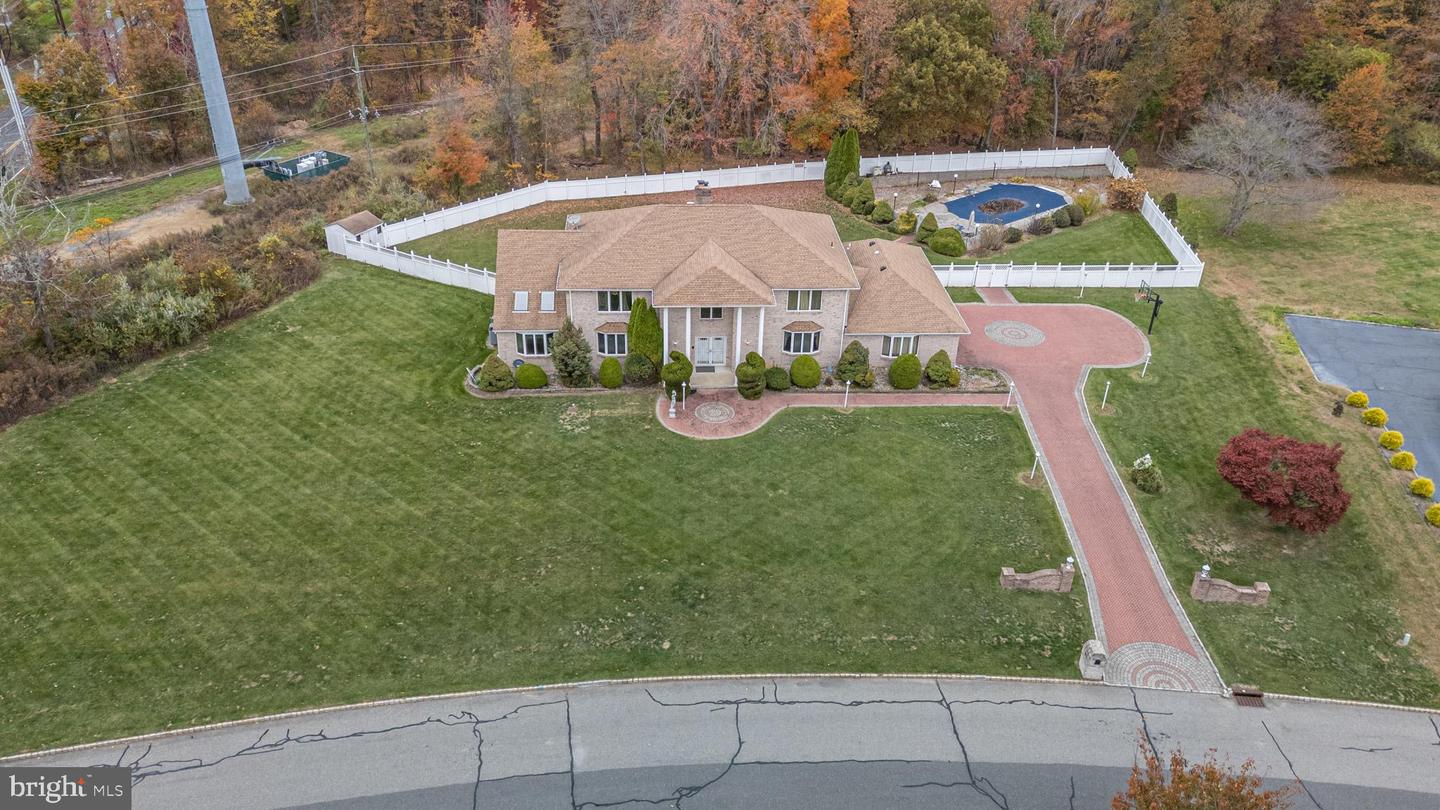 Monmouth Junction, New Jersey, 08852, United States, 5 Bedrooms Bedrooms, ,5 BathroomsBathrooms,Residential,Active,1987239