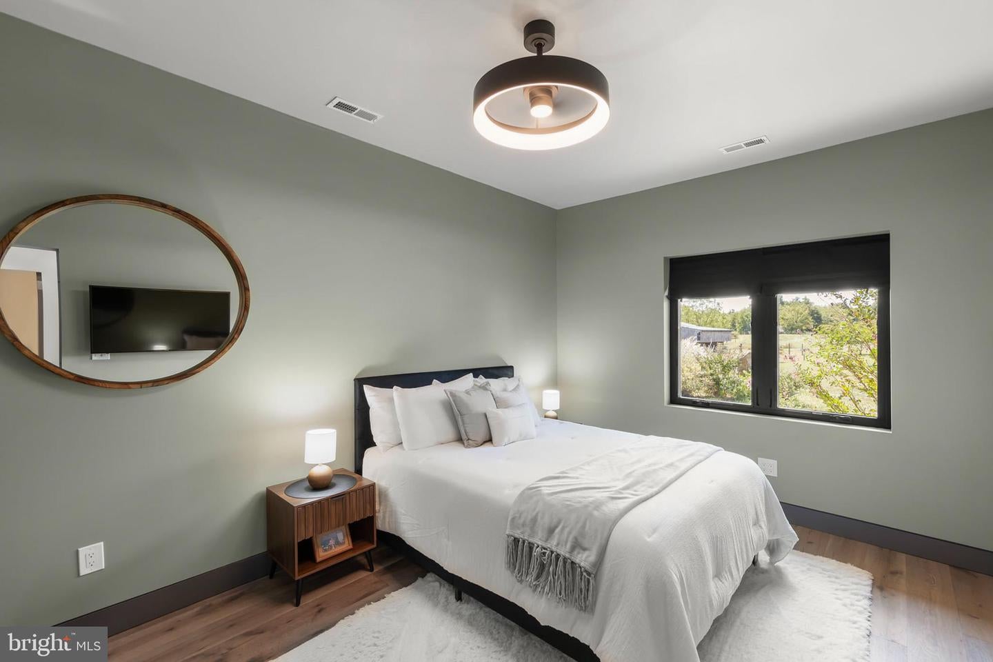 Berryville, Virginia, 22611, United States, 4 Bedrooms Bedrooms, ,4 BathroomsBathrooms,Residential,Active,1945547