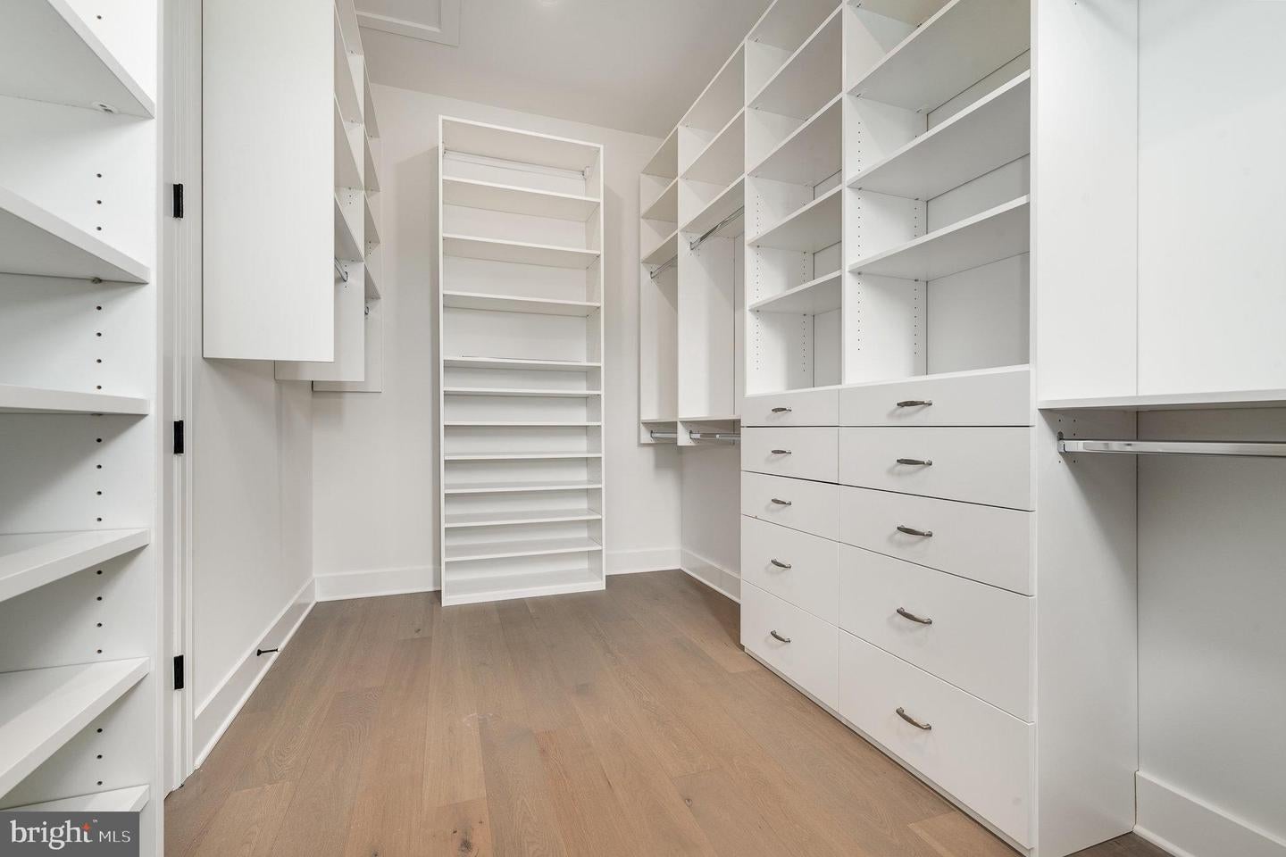 Mechanicsburg, Pennsylvania, 17050, United States, ,6 BathroomsBathrooms,Residential,Active,1704719