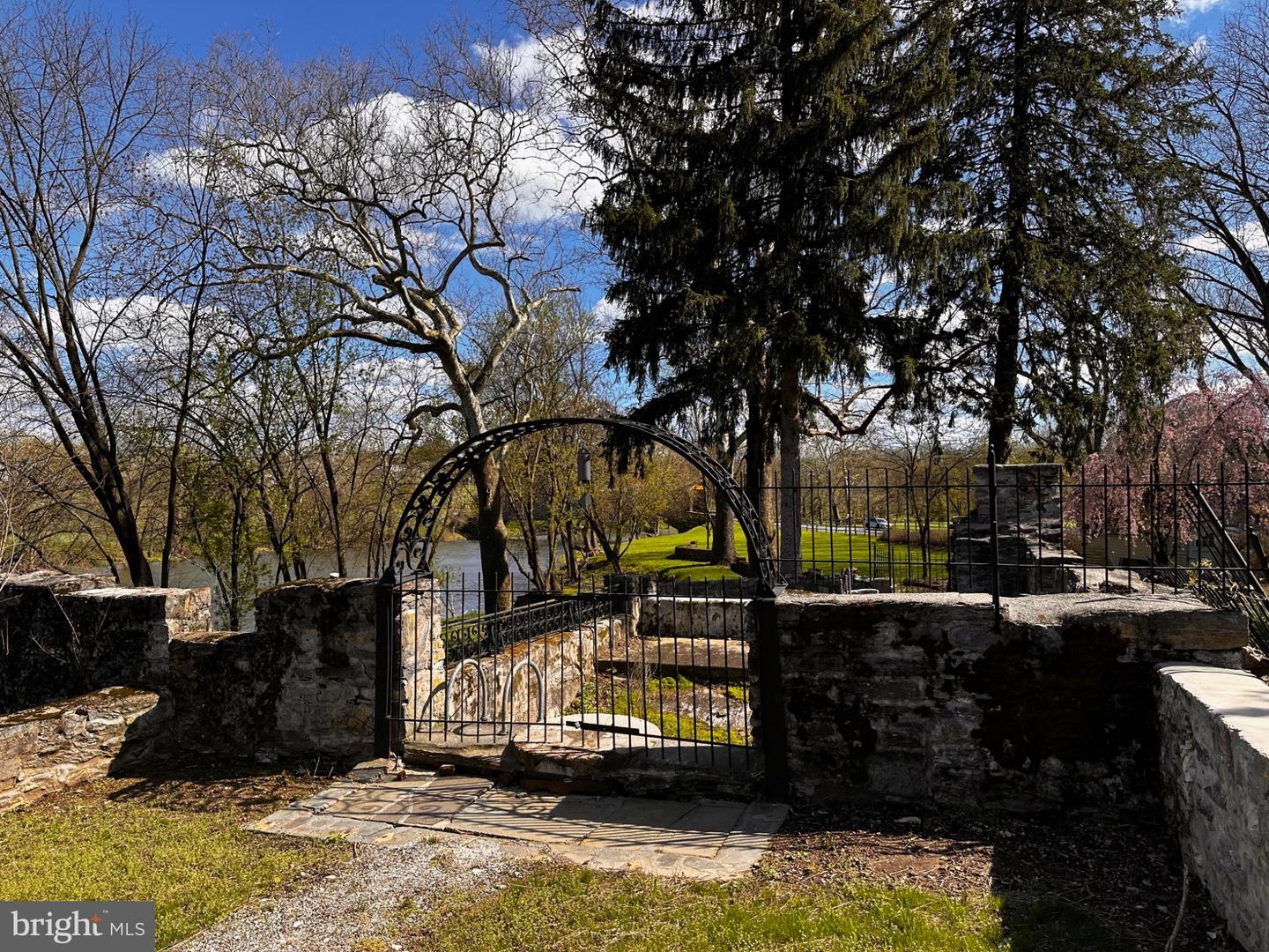 Lancaster, Pennsylvania, 17601, United States, 5 Bedrooms Bedrooms, ,3 BathroomsBathrooms,Residential,Active,1934784