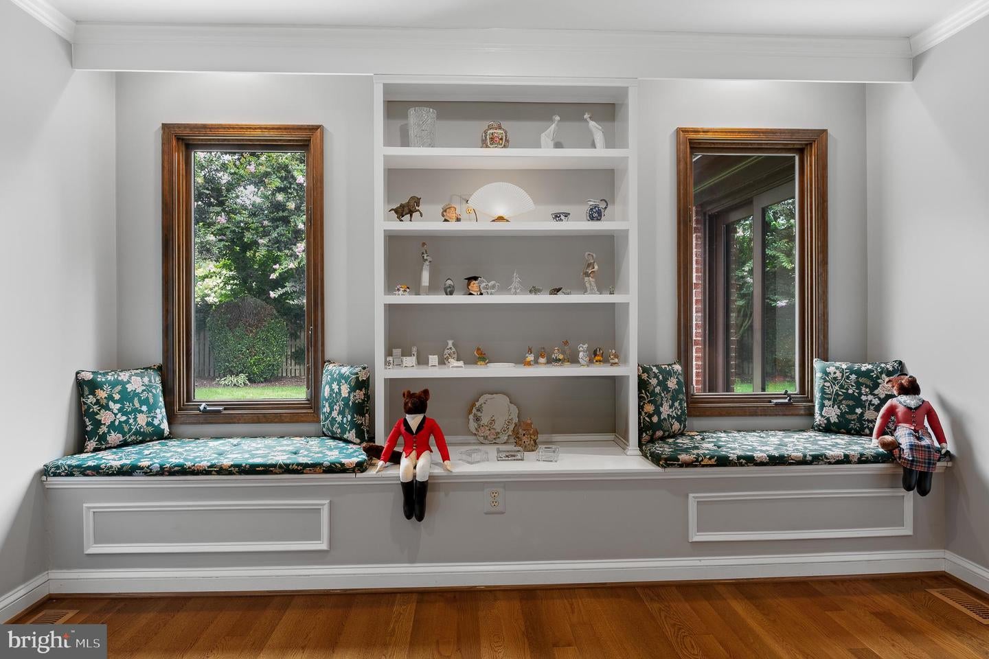 Potomac, Maryland, 20854, United States, 5 Bedrooms Bedrooms, ,6 BathroomsBathrooms,Residential,Active,1988488