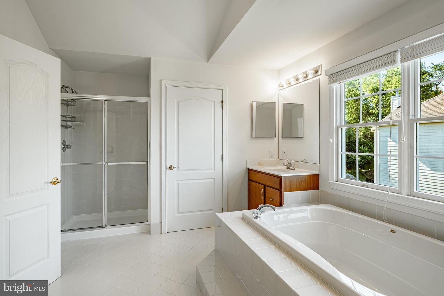 Glen Mills, Pennsylvania, 19342, United States, 4 Bedrooms Bedrooms, ,4 BathroomsBathrooms,Residential,Active,1936458
