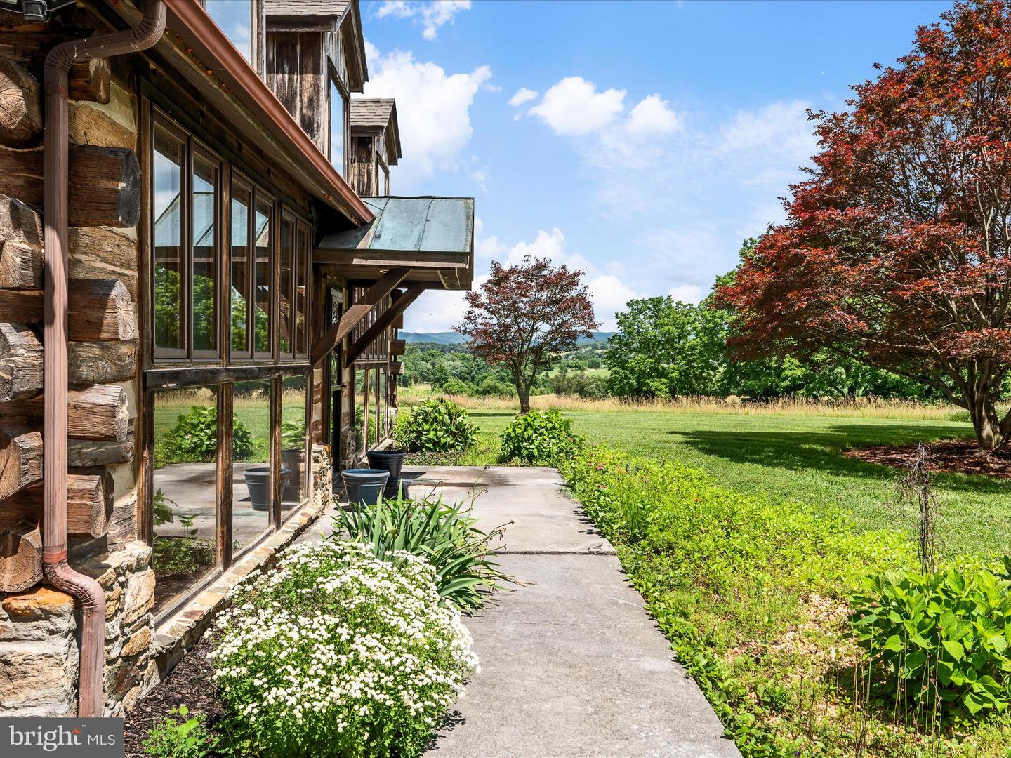 Berryville, Virginia, 22611, United States, 4 Bedrooms Bedrooms, ,3 BathroomsBathrooms,Residential,Active,1884871