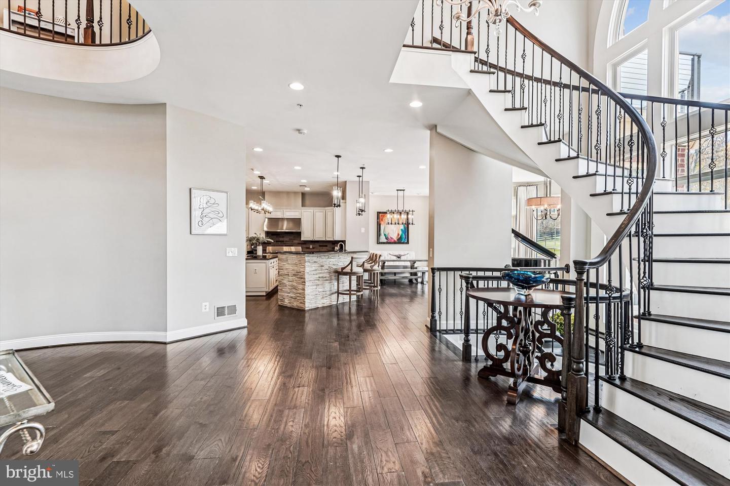 Leesburg, Virginia, 20175, United States, 5 Bedrooms Bedrooms, ,6 BathroomsBathrooms,Residential,Active,1987213