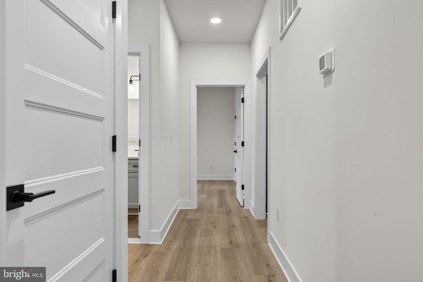 Warrenton, Virginia, 20187, United States, 3 Bedrooms Bedrooms, ,4 BathroomsBathrooms,Residential,Active,1963257