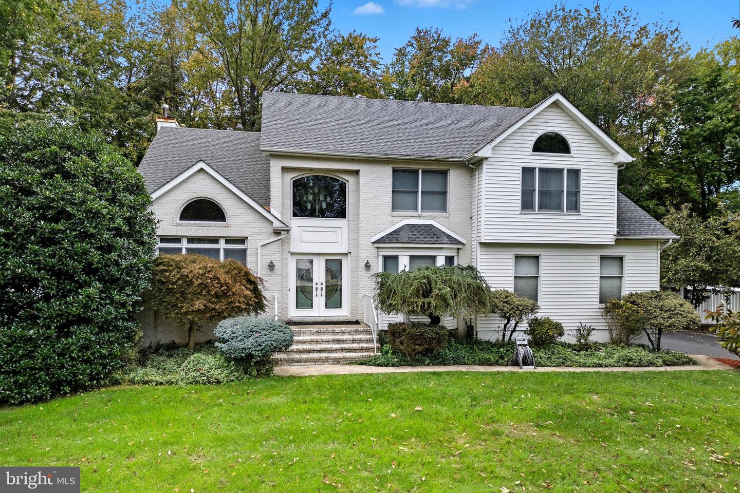 Monroe Township, New Jersey, 08831, United States, 4 Bedrooms Bedrooms, ,3 BathroomsBathrooms,Residential,Active,1962243