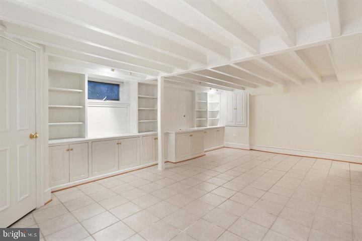 Mclean, Virginia, 22101, United States, 3 Bedrooms Bedrooms, ,3 BathroomsBathrooms,Residential,Active,1922333