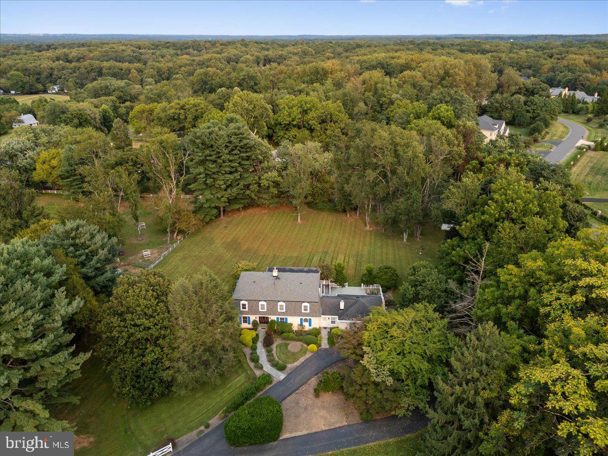 Great Falls, Virginia, 22066, United States, 5 Bedrooms Bedrooms, ,3 BathroomsBathrooms,Residential,Active,1941376