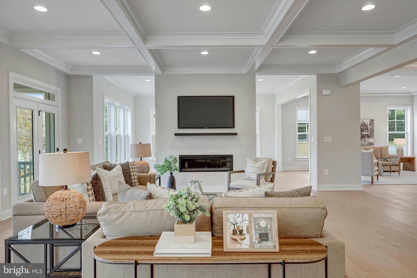 Arlington, Virginia, 22207, United States, ,Residential,Pending,1702157