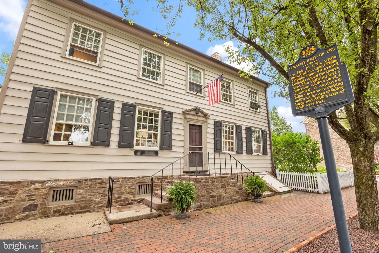 Newtown, Pennsylvania, 18940, United States, 4 Bedrooms Bedrooms, ,4 BathroomsBathrooms,Residential,Contingent,2006776