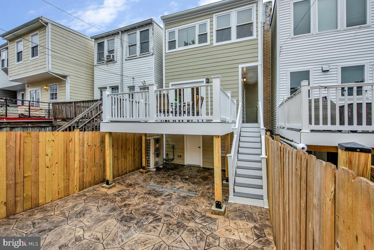 Washington, District Of Columbia, 20011, United States, 4 Bedrooms Bedrooms, ,4 BathroomsBathrooms,Residential,Active,1905358