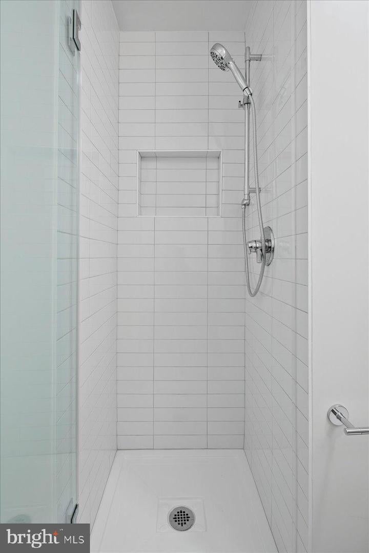 Arlington, Virginia, 22201, United States, 4 Bedrooms Bedrooms, ,5 BathroomsBathrooms,Residential,Active,1954022