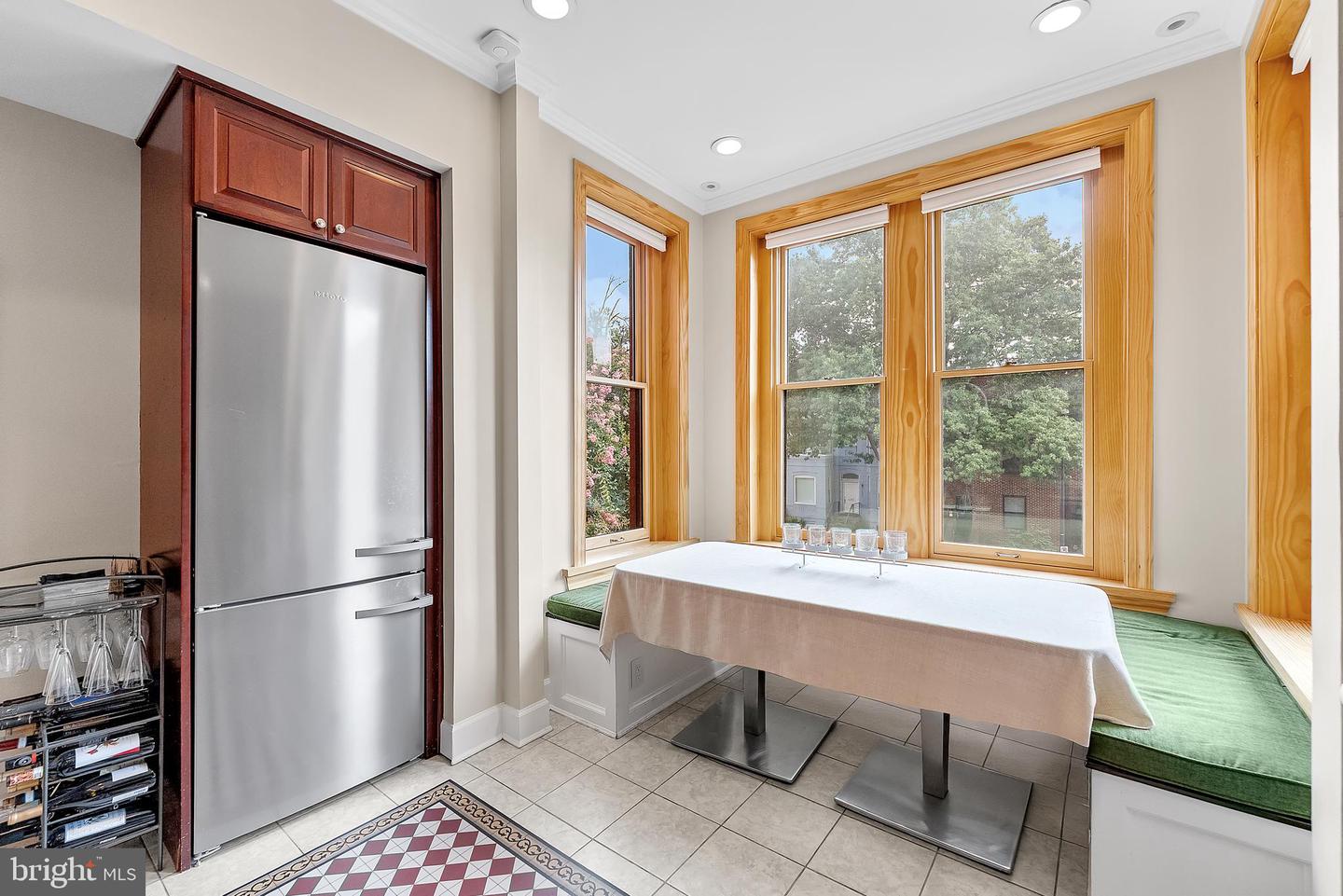 Washington, District Of Columbia, 20005, United States, 3 Bedrooms Bedrooms, ,4 BathroomsBathrooms,Residential,Active,1943762