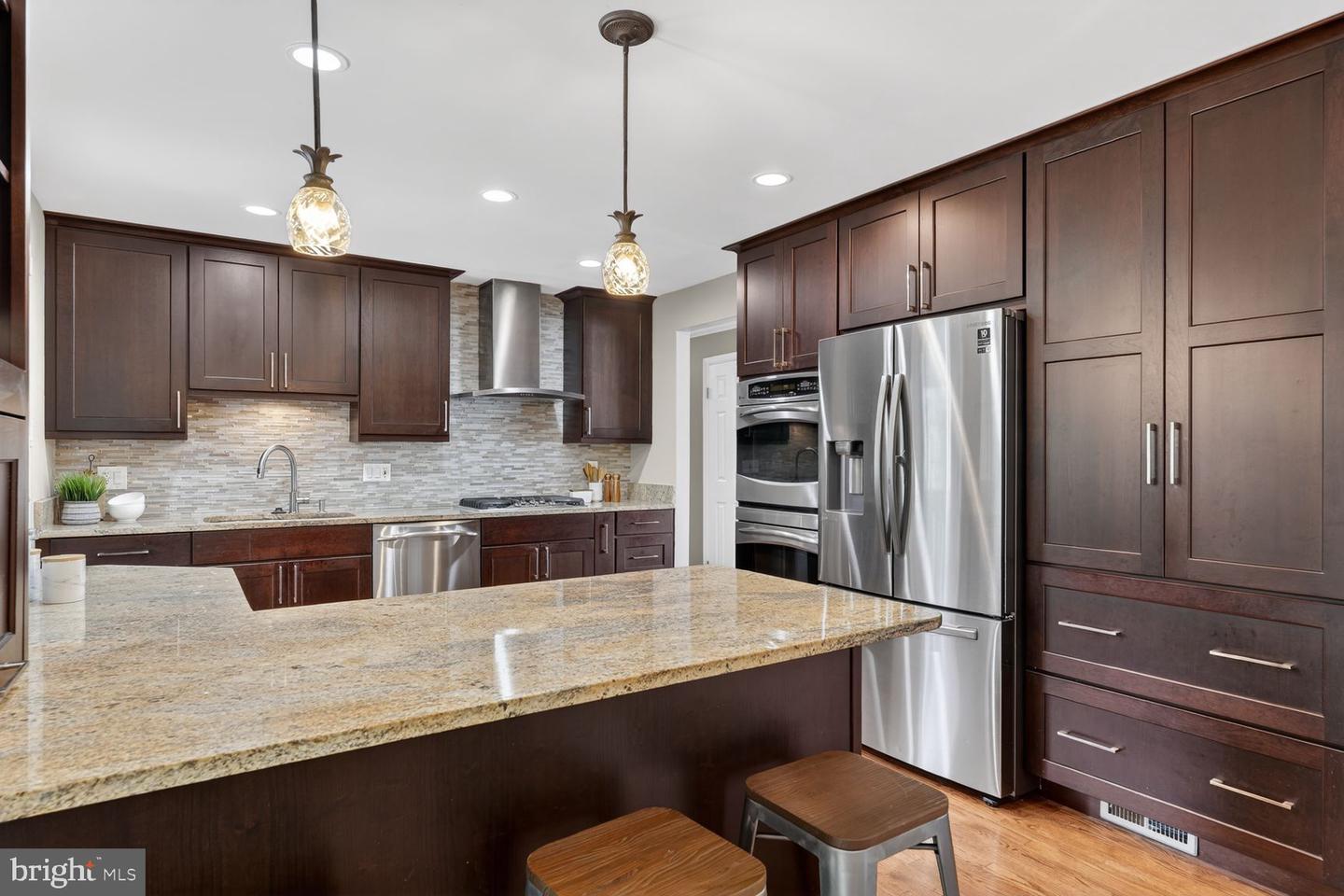 Falls Church, Virginia, 22043, United States, 4 Bedrooms Bedrooms, ,3 BathroomsBathrooms,Residential,Active,2045048