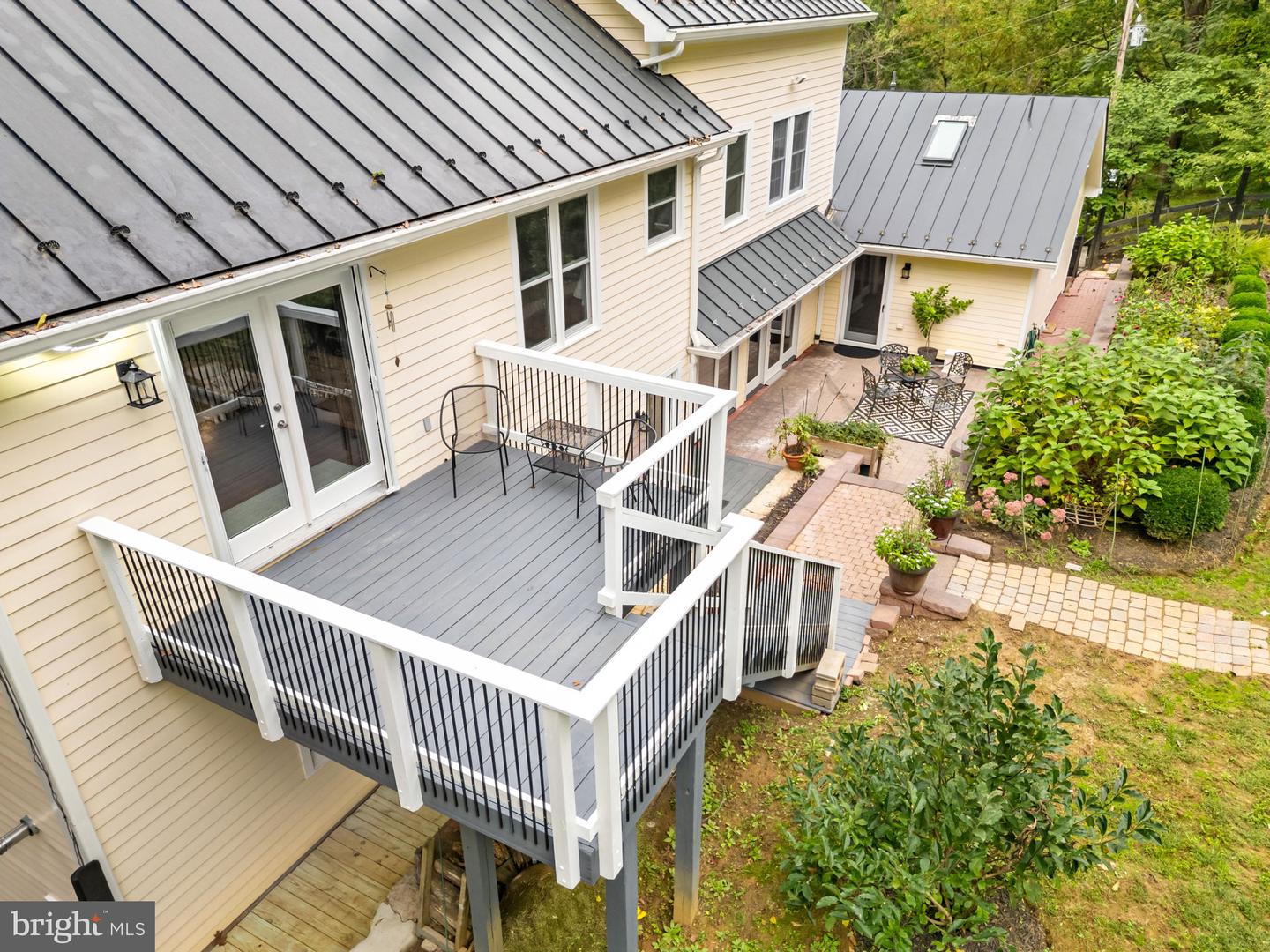 Lovettsville, Virginia, 20180, United States, ,2 BathroomsBathrooms,Residential,Active,1954034