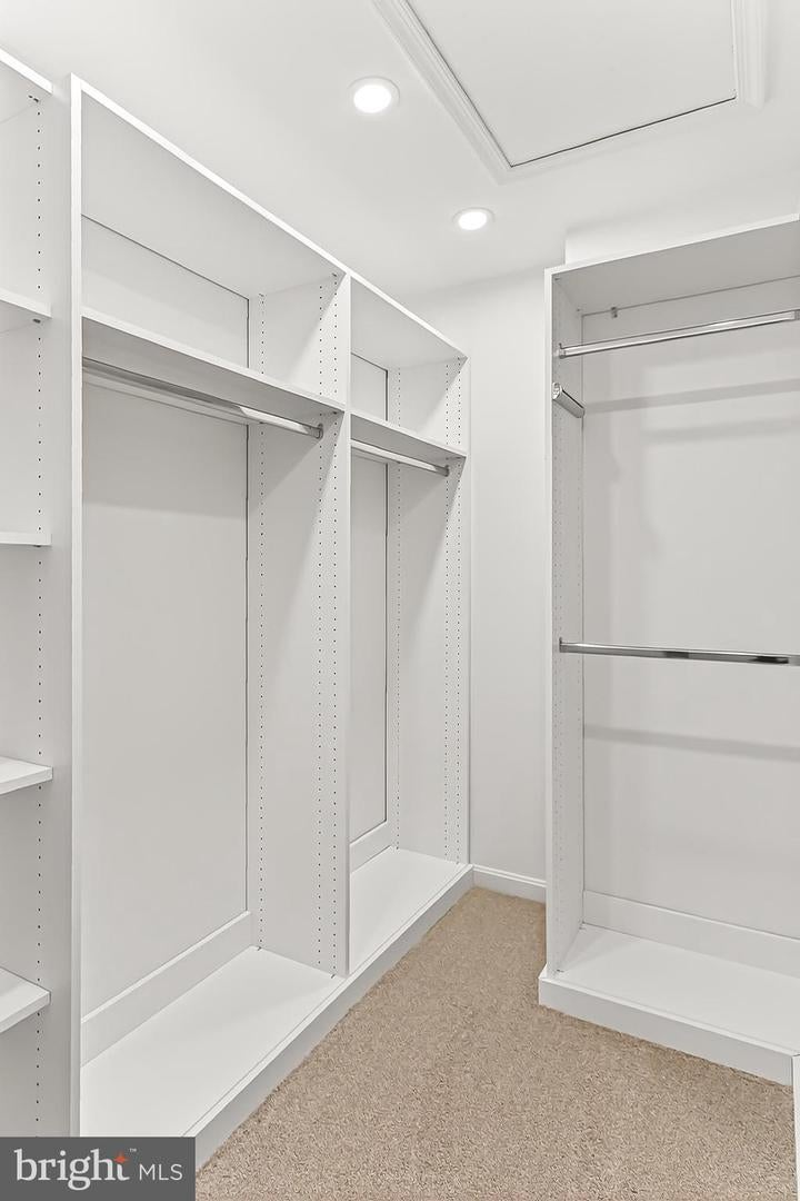 Falls Church, Virginia, 22042, United States, 4 Bedrooms Bedrooms, ,5 BathroomsBathrooms,Residential,Active,1988475