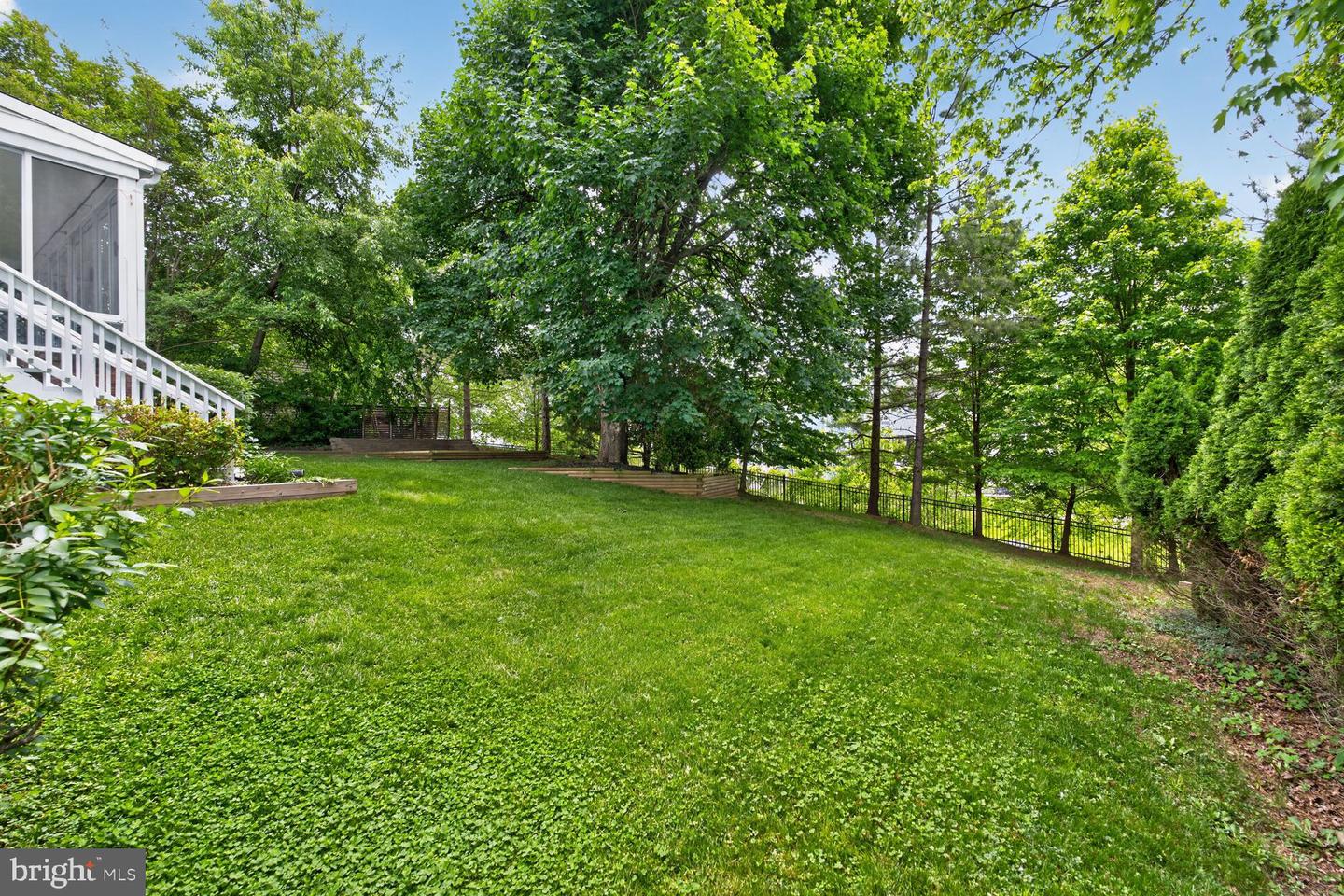 Falls Church, Virginia, 22043, United States, 4 Bedrooms Bedrooms, ,3 BathroomsBathrooms,Residential,Active,2045048