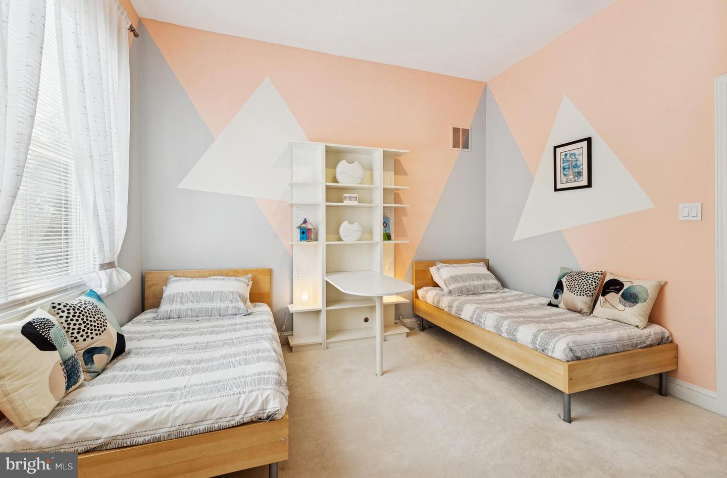 Gainesville, Virginia, 20155, United States, 3 Bedrooms Bedrooms, ,5 BathroomsBathrooms,Residential,Active,2015424