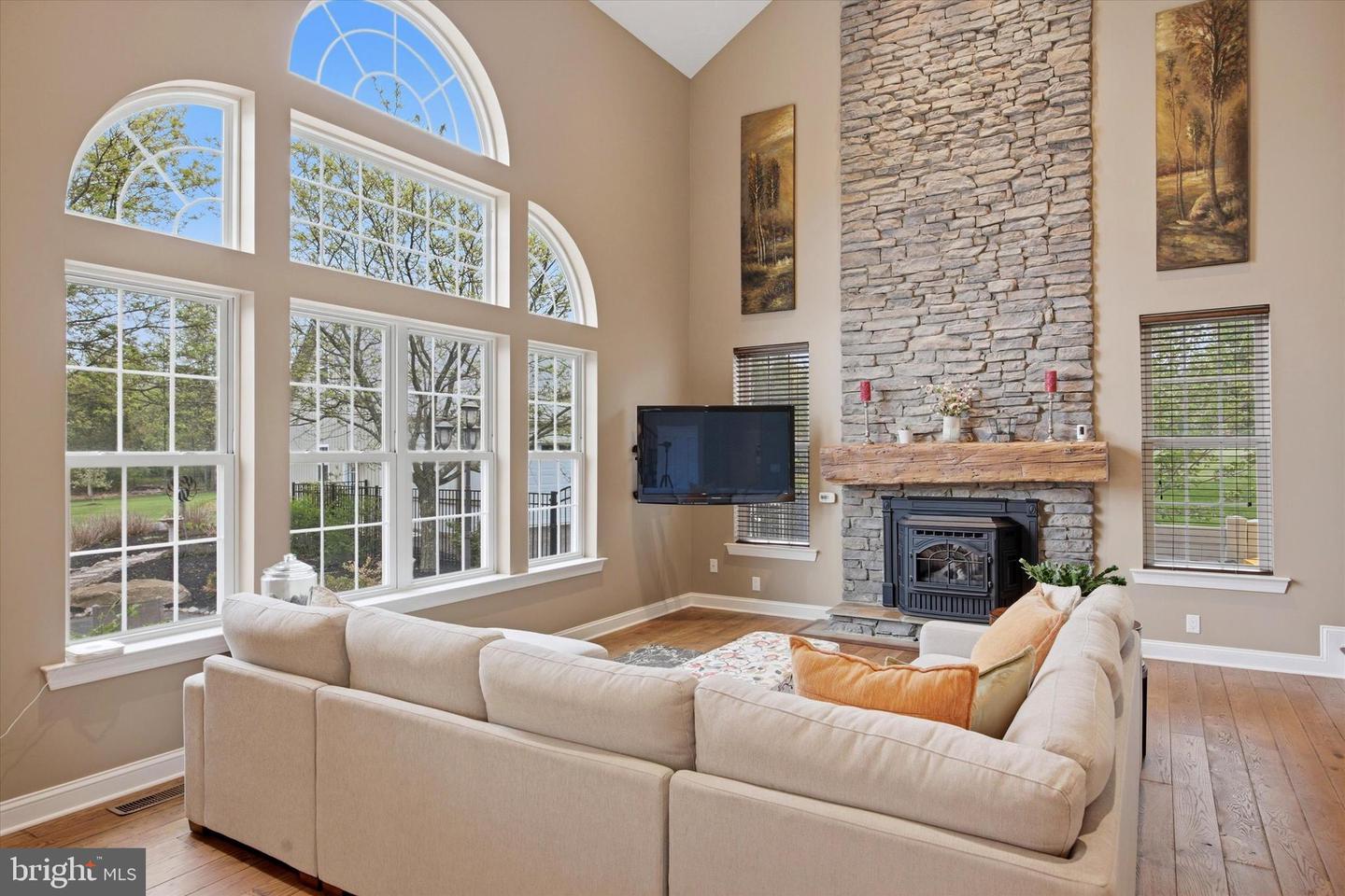 Souderton, Pennsylvania, 18964, United States, 4 Bedrooms Bedrooms, ,4 BathroomsBathrooms,Residential,Active,2042228