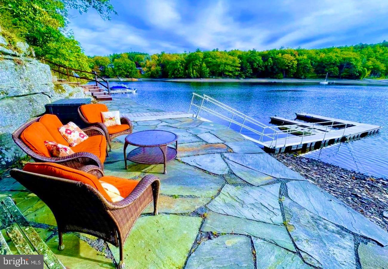 Lakeville, Pennsylvania, 18438, United States, 4 Bedrooms Bedrooms, ,2 BathroomsBathrooms,Residential,Active,2007650