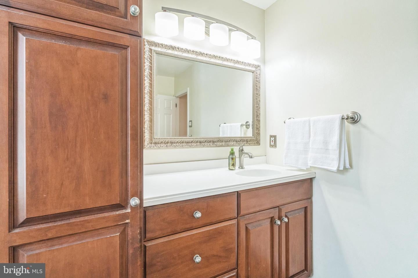 Wayne, Pennsylvania, 19087, United States, 4 Bedrooms Bedrooms, ,3 BathroomsBathrooms,Residential,Active,1904178