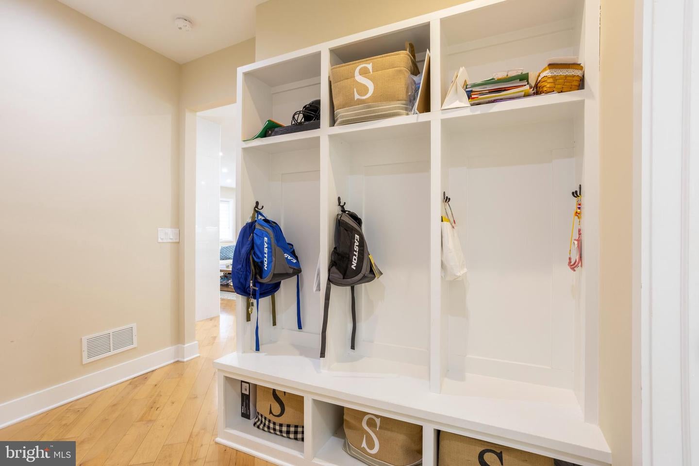 Pikesville, Maryland, 21208, United States, 6 Bedrooms Bedrooms, ,5 BathroomsBathrooms,Residential,Active,2010580