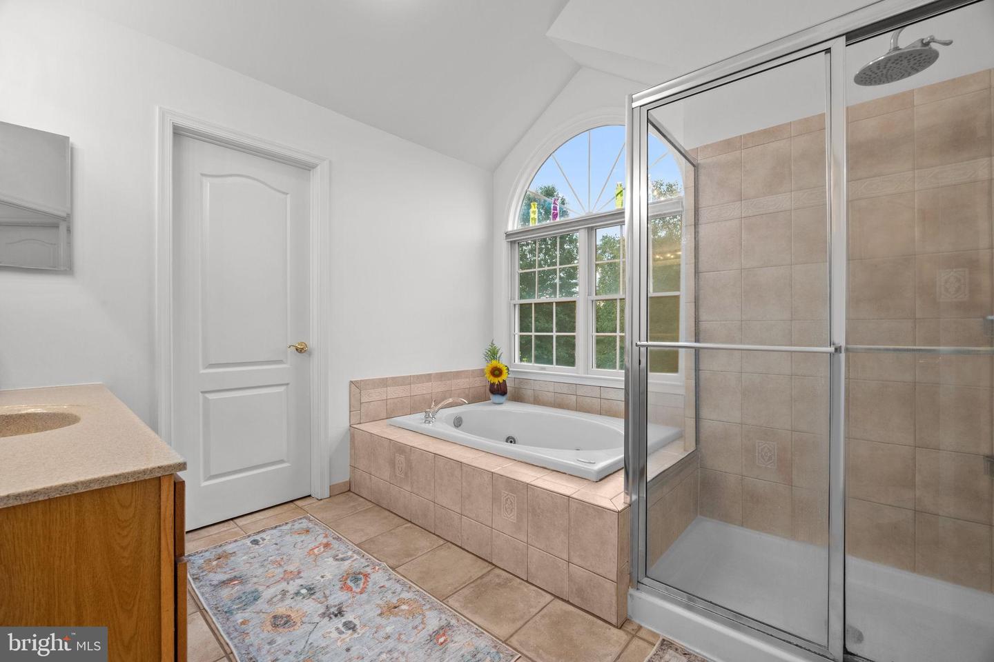 Newtown, Pennsylvania, 18940, United States, 5 Bedrooms Bedrooms, ,4 BathroomsBathrooms,Residential,Active,1905347
