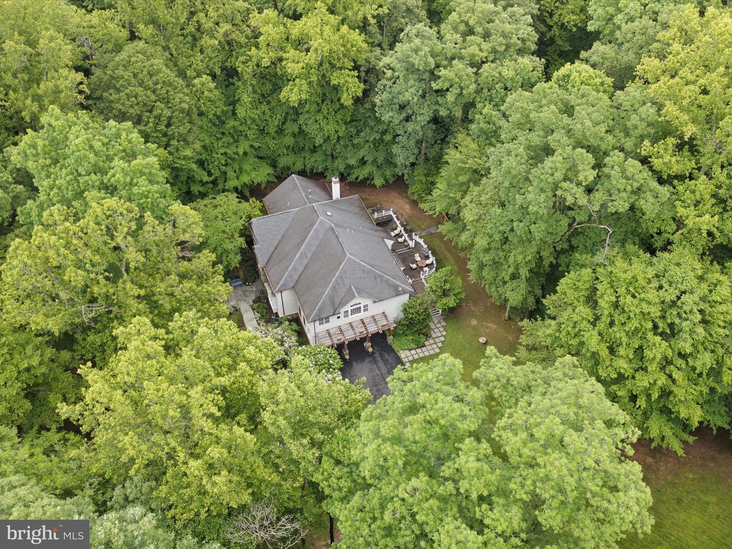 Fairfax Station, Virginia, 22039, United States, 5 Bedrooms Bedrooms, ,5 BathroomsBathrooms,Residential,Active,1943756