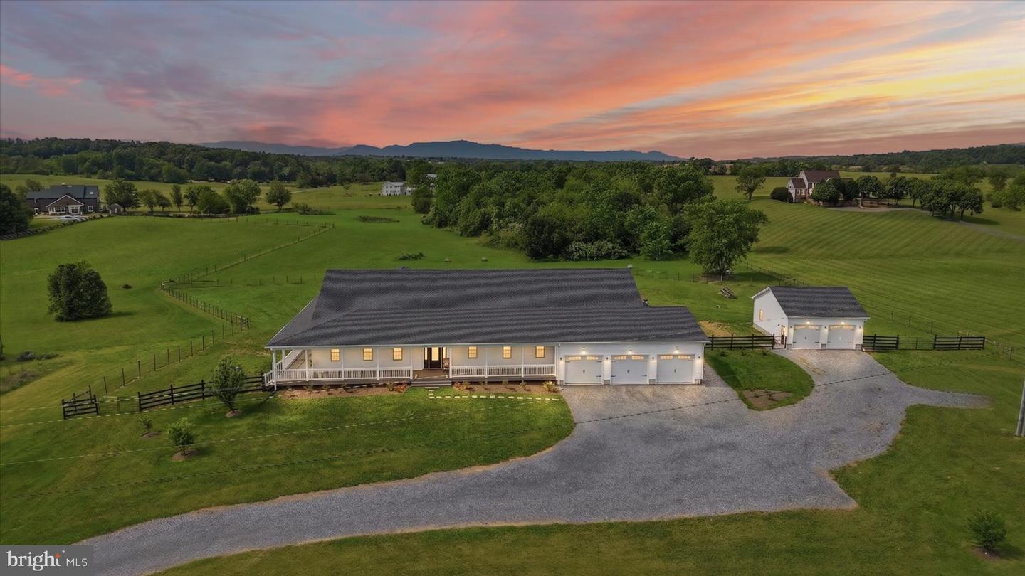 Winchester, Virginia, 22602, United States, 4 Bedrooms Bedrooms, ,4 BathroomsBathrooms,Residential,Active,2025980