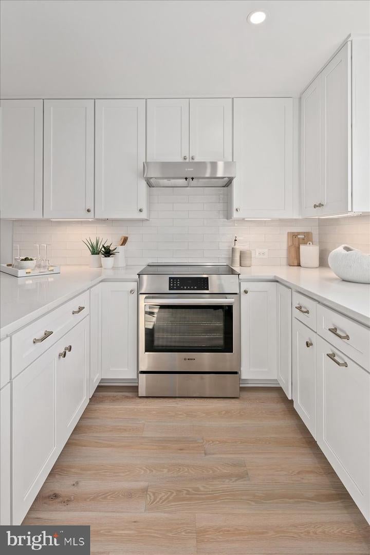 Arlington, Virginia, 22201, United States, 4 Bedrooms Bedrooms, ,5 BathroomsBathrooms,Residential,Active,2011879