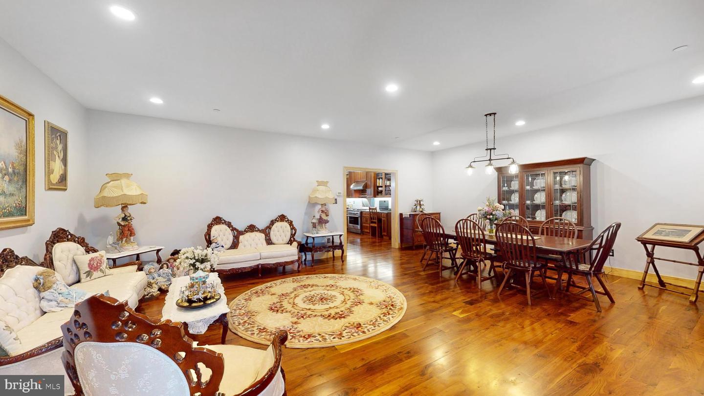 Broomall, Pennsylvania, 19008, United States, 6 Bedrooms Bedrooms, ,8 BathroomsBathrooms,Residential,Active,1738458