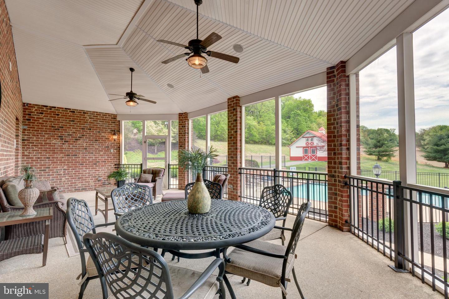 New Windsor, Maryland, 21776, United States, ,5 BathroomsBathrooms,Residential,Active,1829926