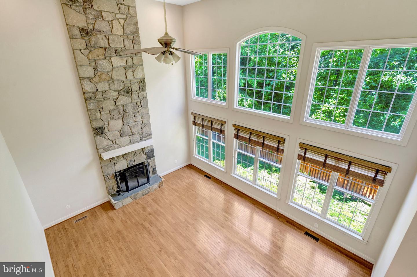 Haymarket, Virginia, 20169, United States, 5 Bedrooms Bedrooms, ,5 BathroomsBathrooms,Residential,Pending,2031766
