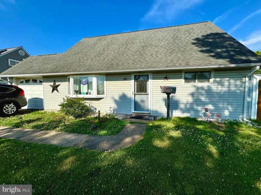 56 KINDLE LN, LEVITTOWN, PA 19055 - Image 1