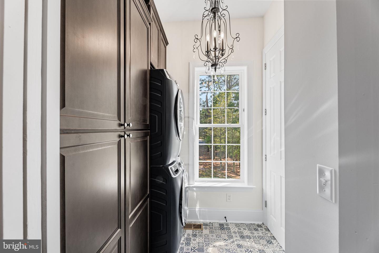 Berlin, Maryland, 21811, United States, 6 Bedrooms Bedrooms, ,5 BathroomsBathrooms,Residential,Active,2052009