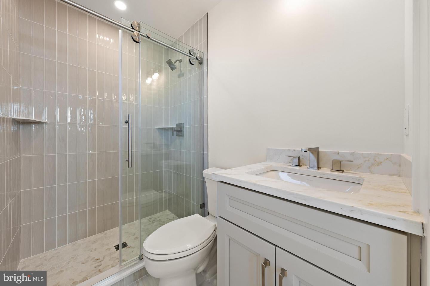 Long Beach Township, New Jersey, 08008, United States, 6 Bedrooms Bedrooms, ,6 BathroomsBathrooms,Residential,Active,1927658