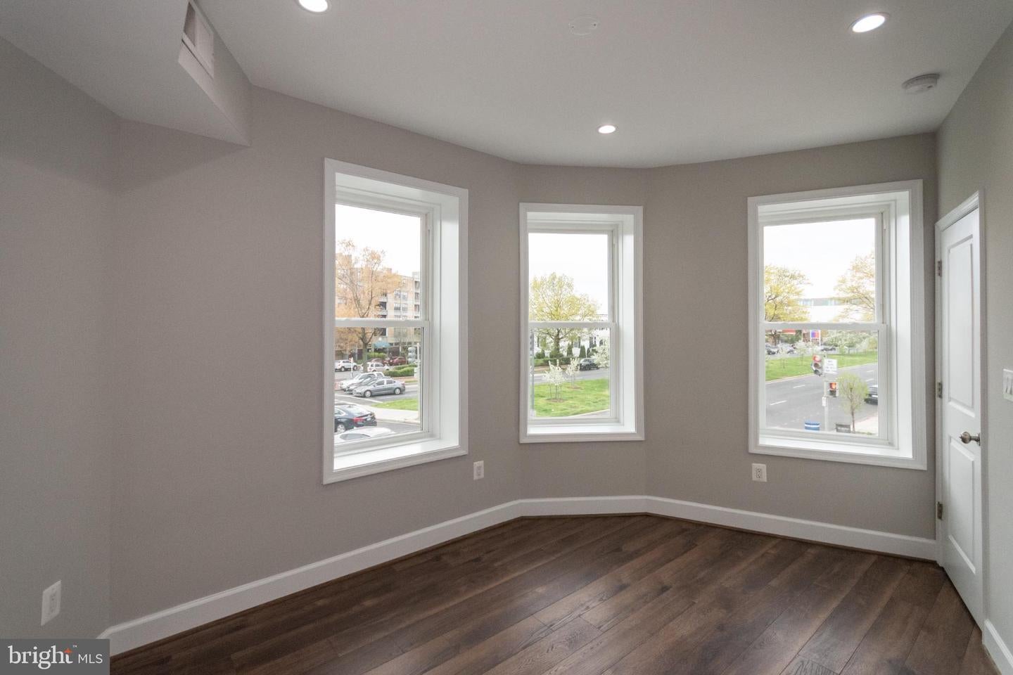 Washington, District Of Columbia, 20003, United States, ,Residential,Active,2009139