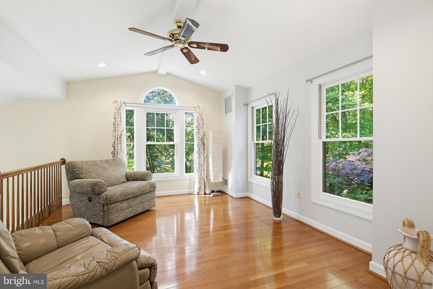 Laurel, Maryland, 20723, United States, 4 Bedrooms Bedrooms, ,5 BathroomsBathrooms,Residential,Active,2041355