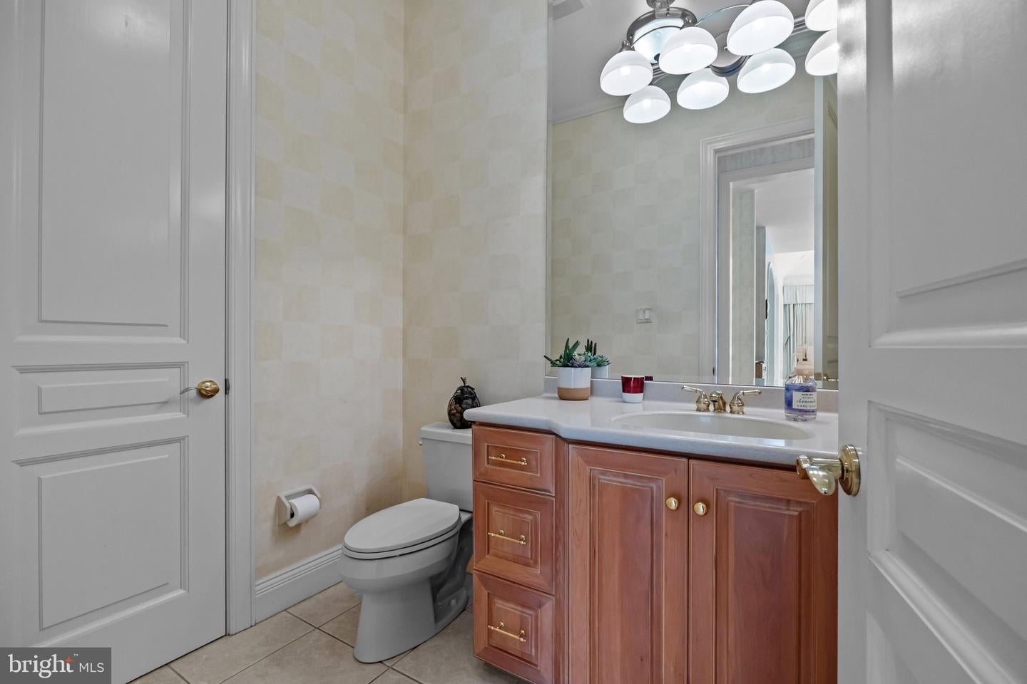 Ambler, Pennsylvania, 19002, United States, ,8 BathroomsBathrooms,Residential,Active,1839418
