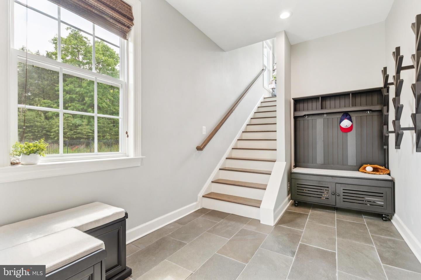Leesburg, Virginia, 20175, United States, 5 Bedrooms Bedrooms, ,6 BathroomsBathrooms,Residential,Active,1905104