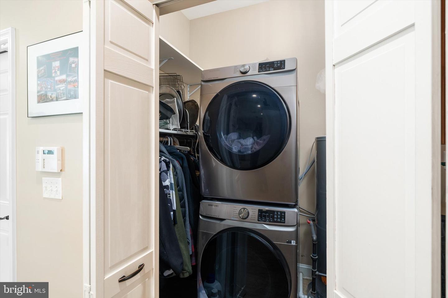 Robbinsville, New Jersey, 08691, United States, 6 Bedrooms Bedrooms, ,6 BathroomsBathrooms,Residential,Active,1953417