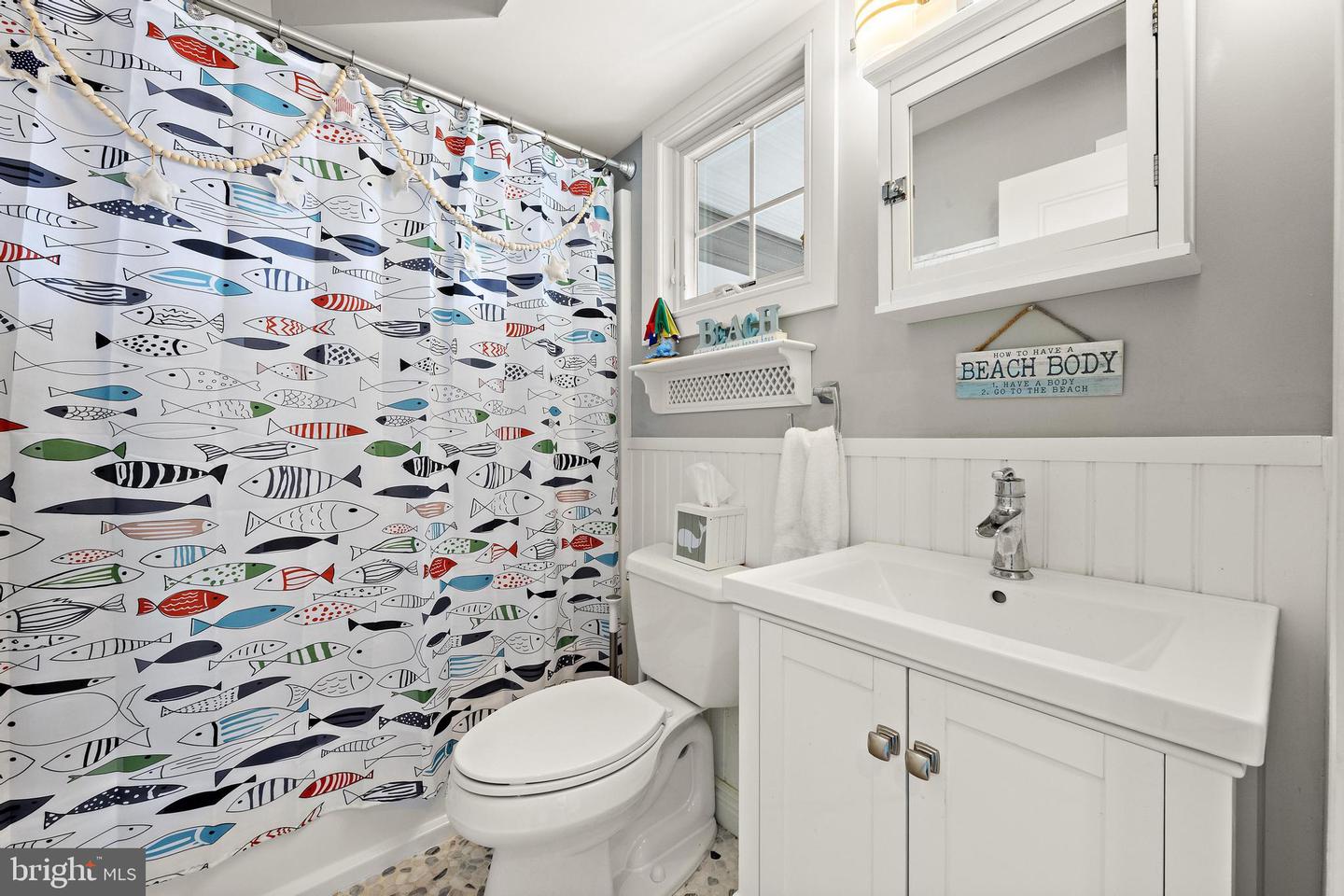 Beach Haven, New Jersey, 08008, United States, 5 Bedrooms Bedrooms, ,4 BathroomsBathrooms,Residential,Active,1941132