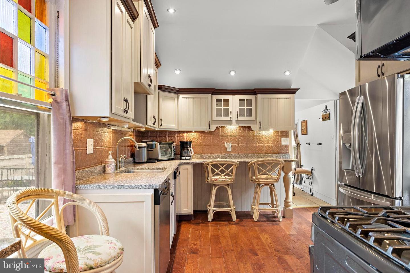 Beach Haven, New Jersey, 08008, United States, 8 Bedrooms Bedrooms, ,5 BathroomsBathrooms,Residential,Active,1933869