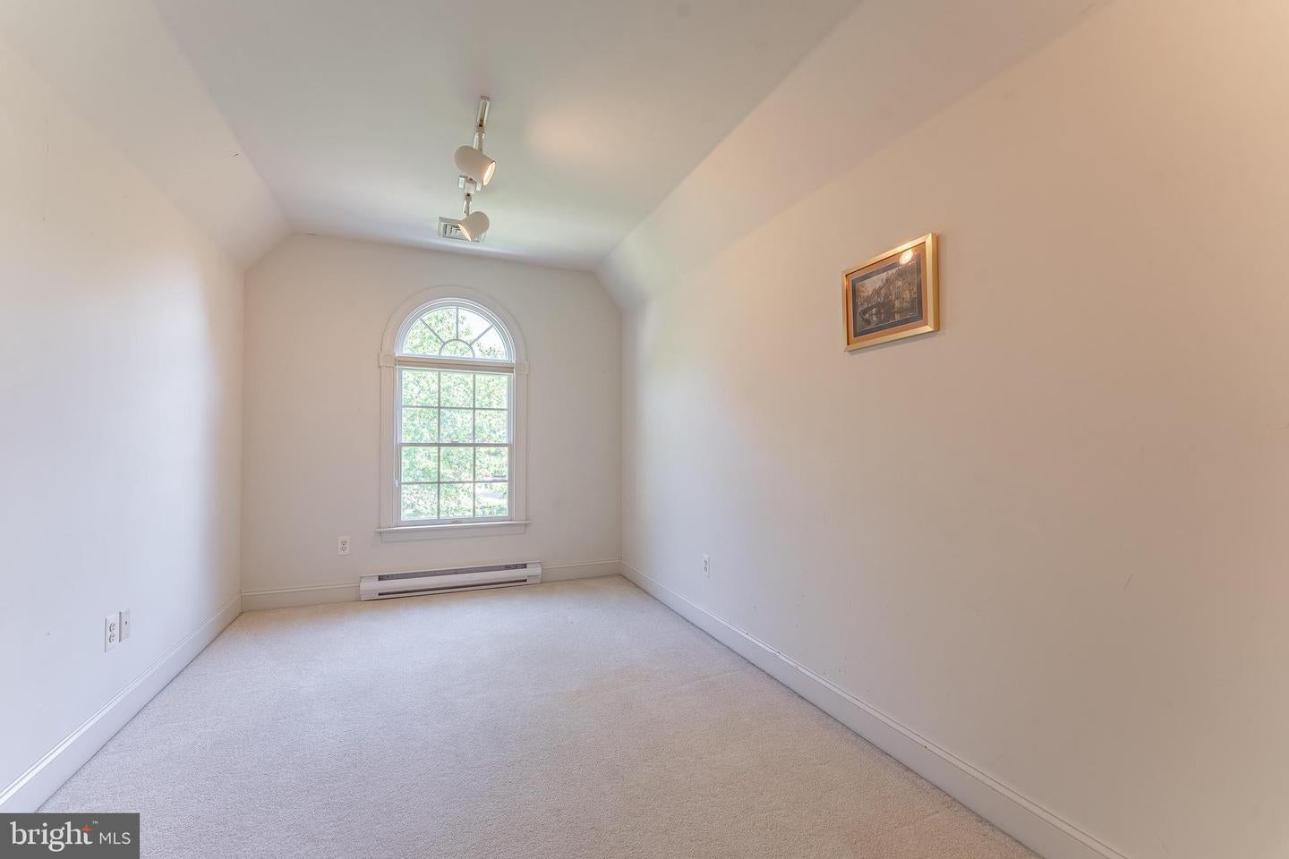 West Chester, Pennsylvania, 19382, United States, 4 Bedrooms Bedrooms, ,4 BathroomsBathrooms,Residential,Active,2051989