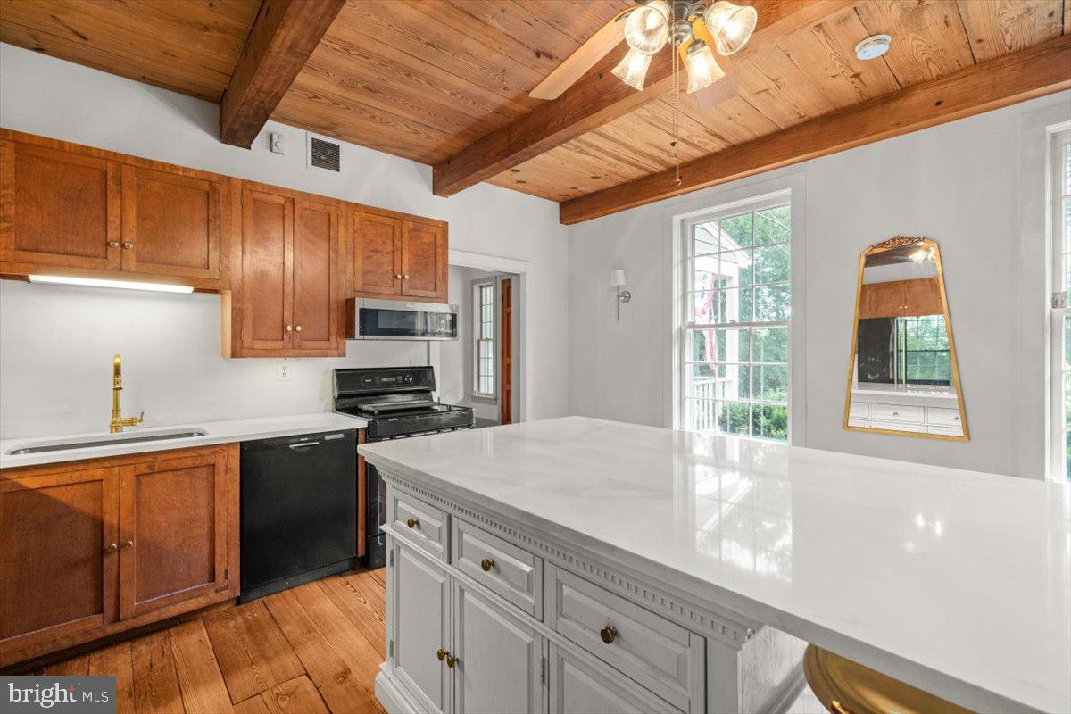 Nokesville, Virginia, 20181, United States, 4 Bedrooms Bedrooms, ,4 BathroomsBathrooms,Residential,Active,1909876