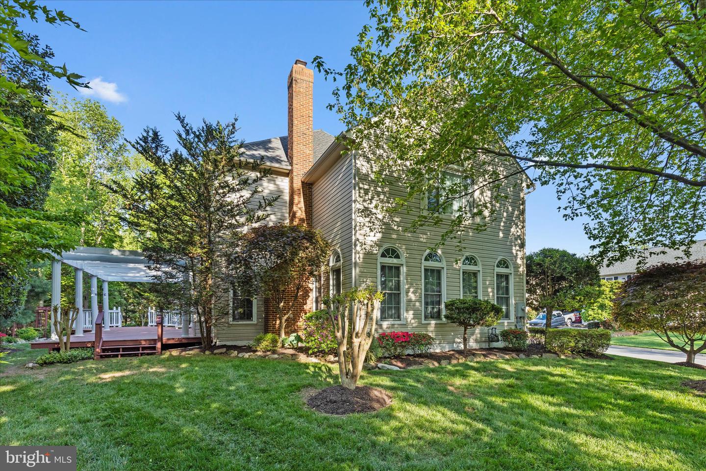 Centreville, Virginia, 20121, United States, 4 Bedrooms Bedrooms, ,3 BathroomsBathrooms,Residential,Contingent,2045785