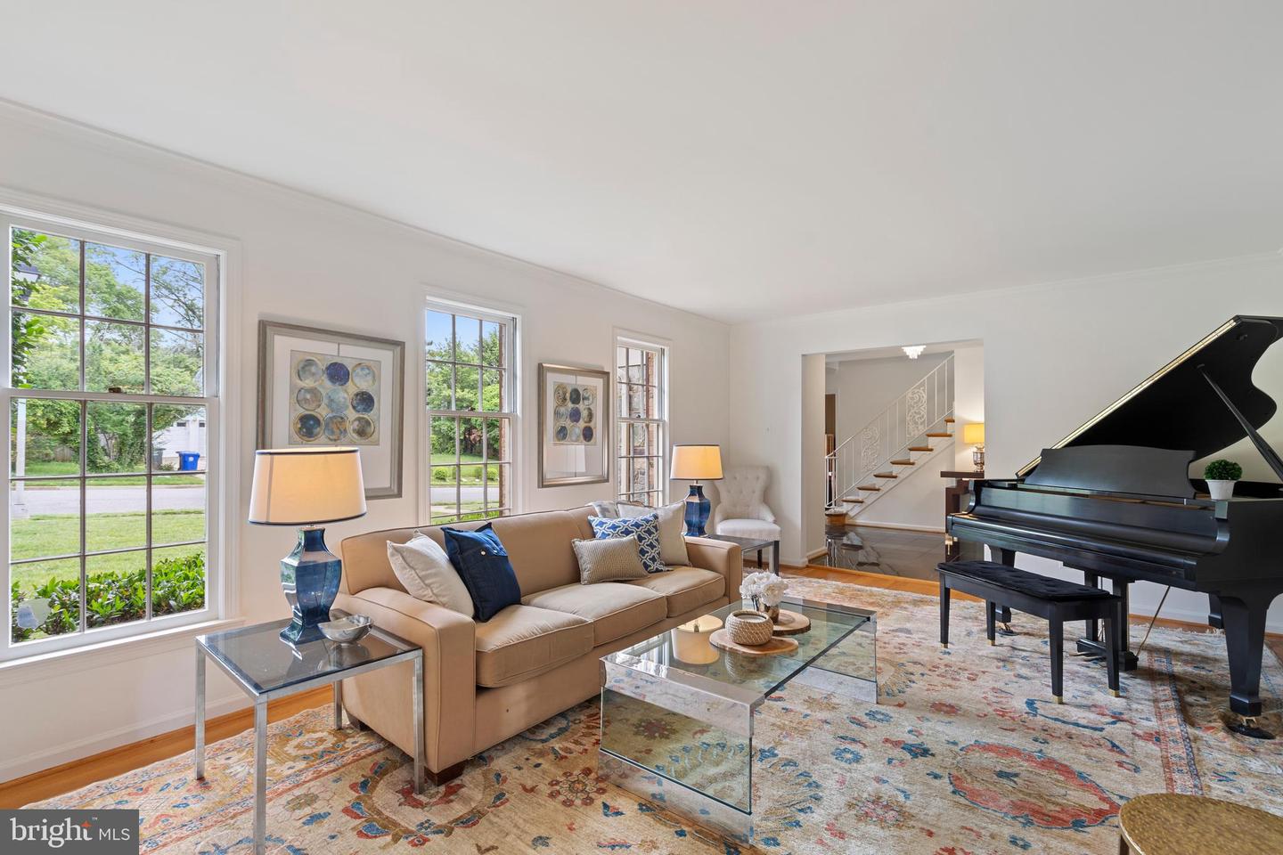 Arlington, Virginia, 22207, United States, 5 Bedrooms Bedrooms, ,4 BathroomsBathrooms,Residential,Active,1843845