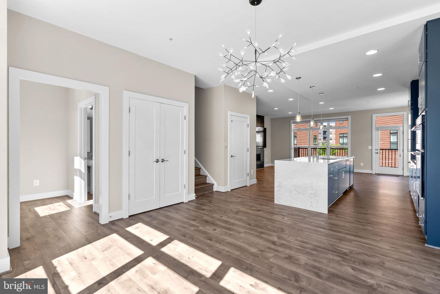 Rockville, Maryland, 20852, United States, 5 Bedrooms Bedrooms, ,5 BathroomsBathrooms,Residential,Active,1954009