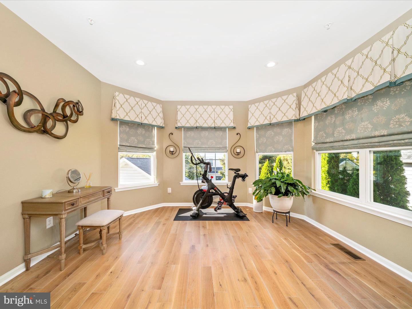 Clarksburg, Maryland, 20871, United States, 5 Bedrooms Bedrooms, ,4 BathroomsBathrooms,Residential,Active,1967123