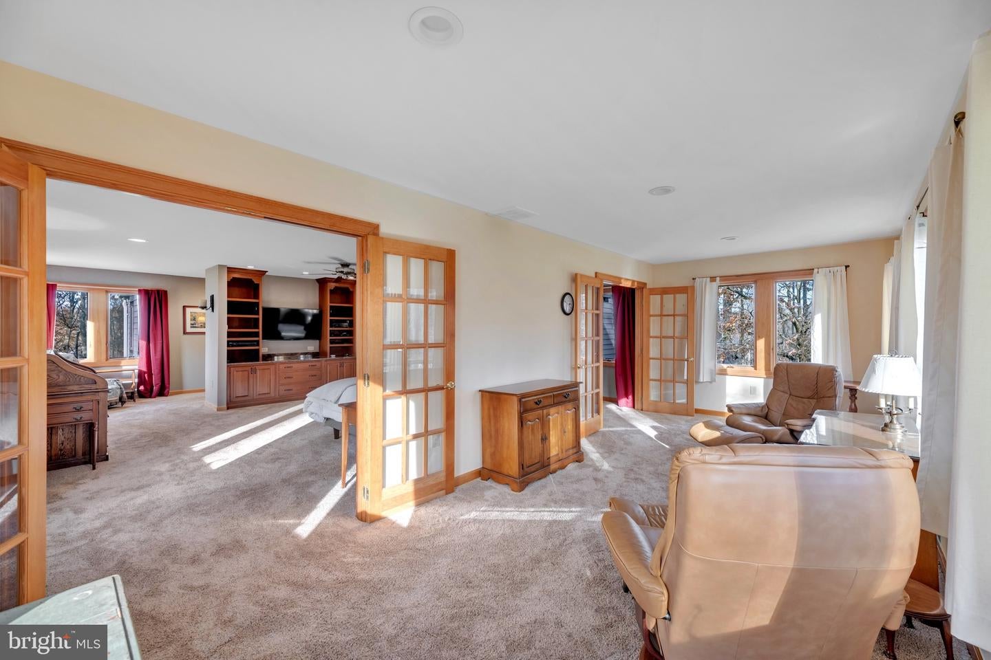 Ellicott City, Maryland, 21042, United States, 5 Bedrooms Bedrooms, ,5 BathroomsBathrooms,Residential,Active,1988714